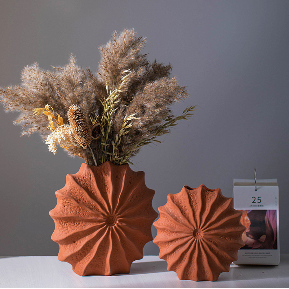 Ваза керамическая в виде круглой терракотовой морской раковины Galapagos