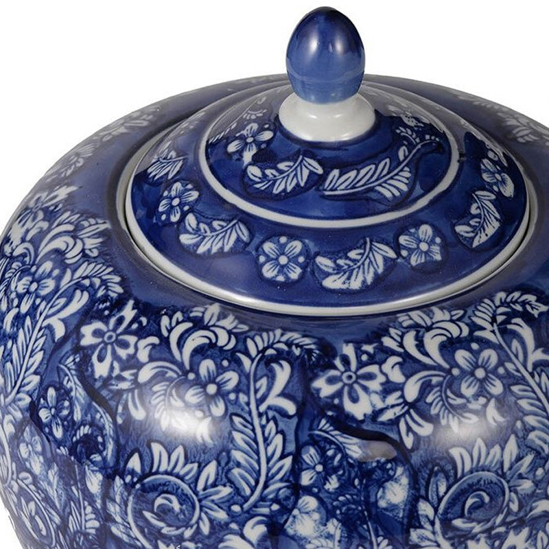 Ваза округлой формы с синей росписью и цветочным узором Blue & White Ornament