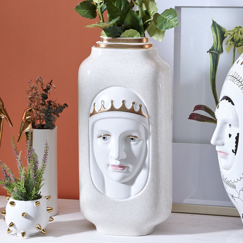 Ваза с золотисто-белыми фрагментами Faces of Imagination