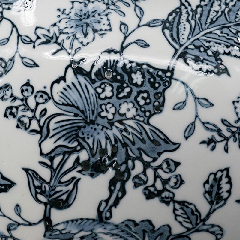 Ваза с крышкой и бело-синим цветочным узором Blue & White Ornament
