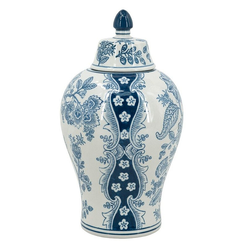 Ваза с крышкой и голубым цветочным рисунком на белом фоне Blue & White Ornament