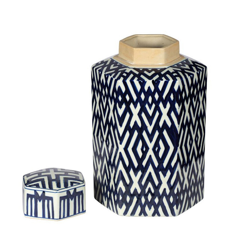 Ваза с крышкой и графическим узором в сине-белых цветах Blue & White Ornament