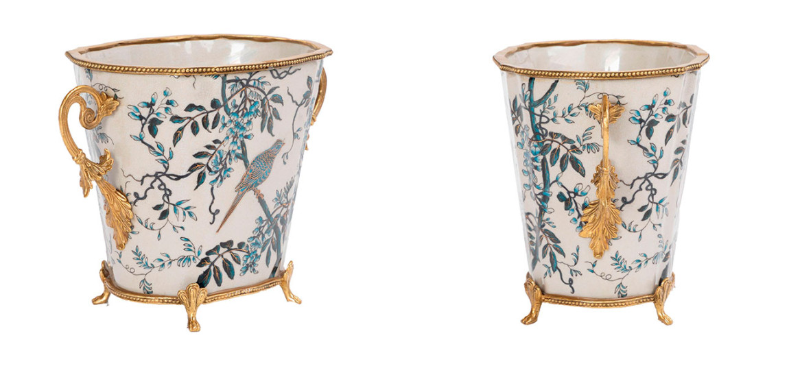 Ваза с орнаментом с бронзовыми элементами Norma