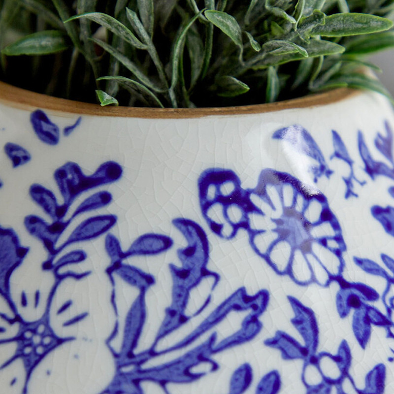 Ваза с синим цветочным узором Blue & White Ornament