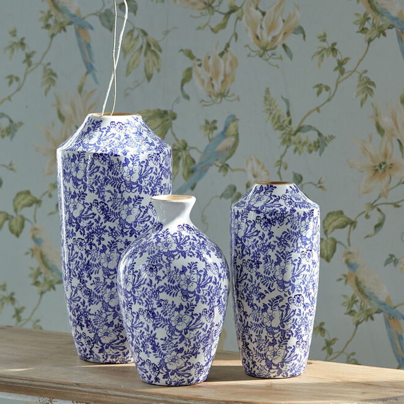 Ваза с синим цветочным узором Blue & White Ornament