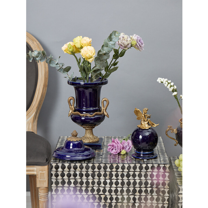 Ваза темно-синего цвета из фарфора с бронзовыми ручками в виде змей Высота 39 см Eden Garden porcelain and bronze