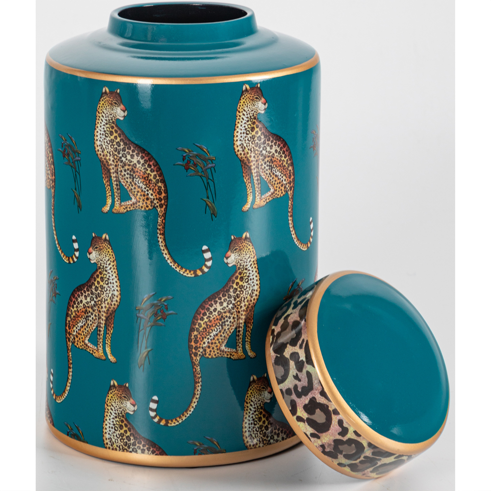 Ваза фарфоровая с крышкой Leopard Ccollection