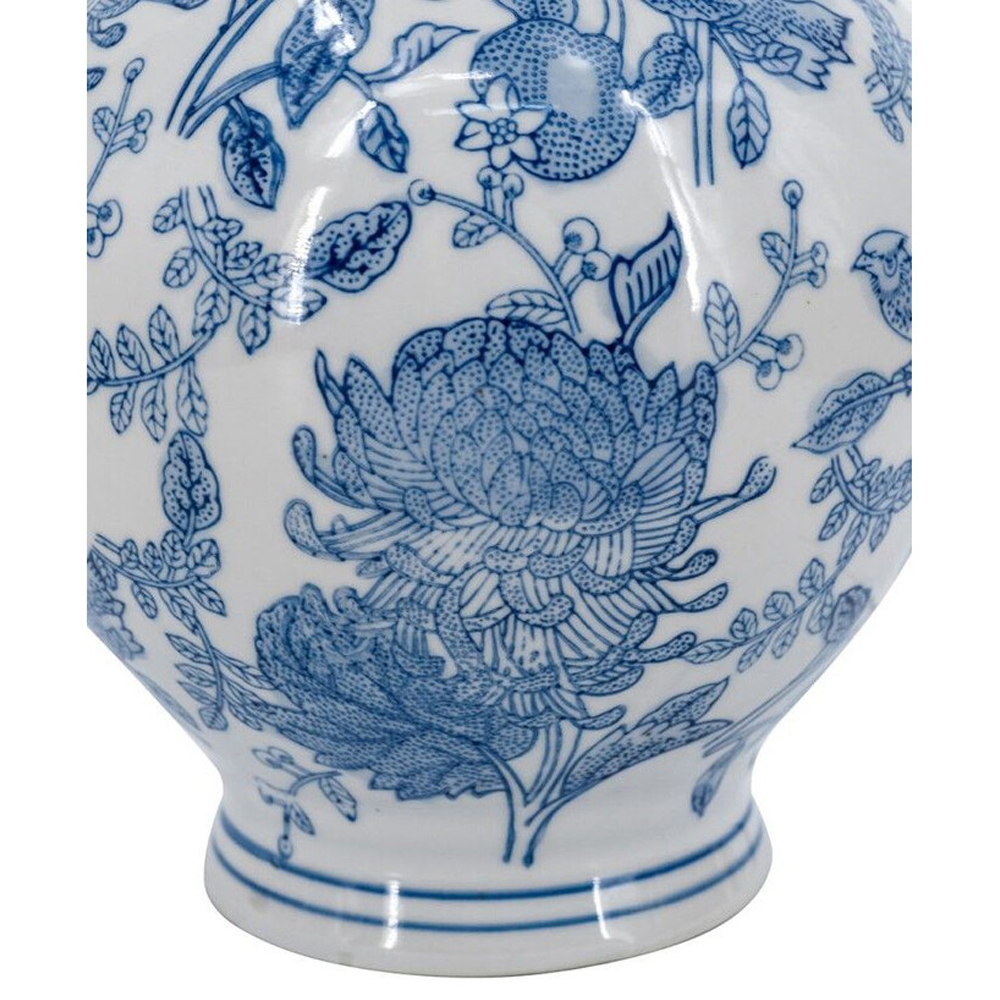 Ваза фарфоровая с синими цветочными мотивами Independence