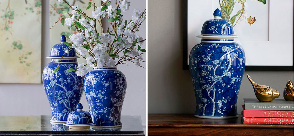 Ваза фарфоровая синяя с орнаментом Sakura