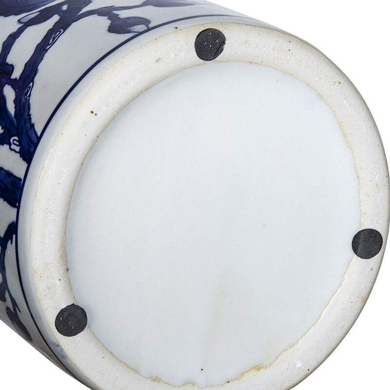 Ваза цилиндрической формы с крышкой и синим цветочным узором на белом фоне Blue & White Ornament