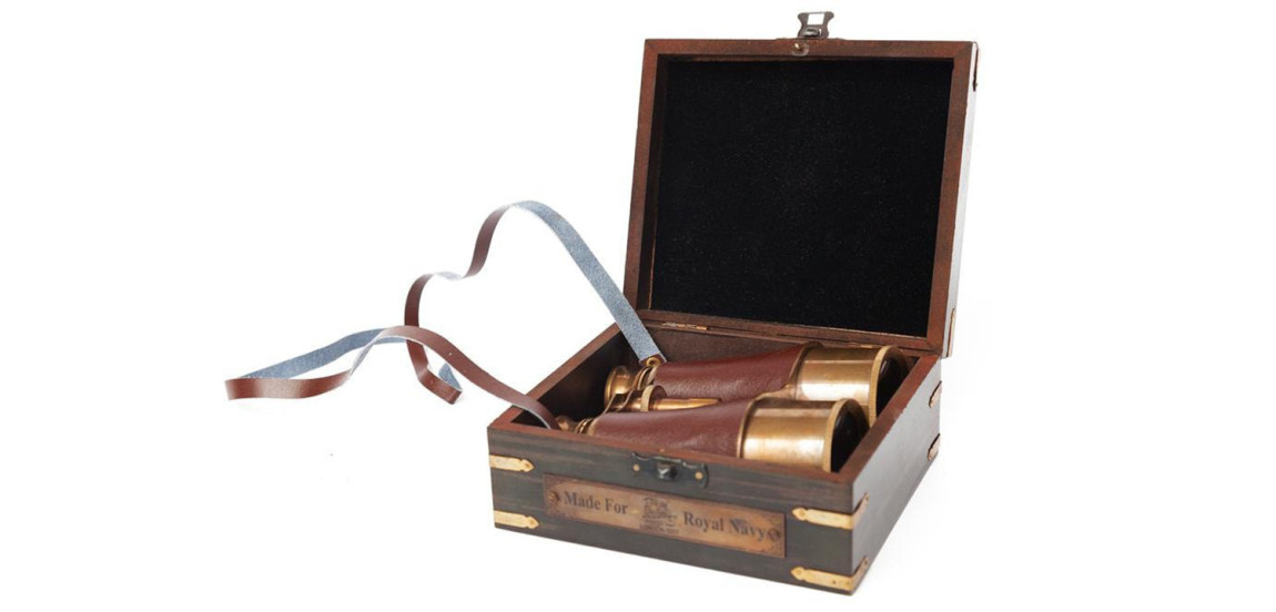 Винтажный бинокль в подарочной коробке Victorian Era Brass Binoculars