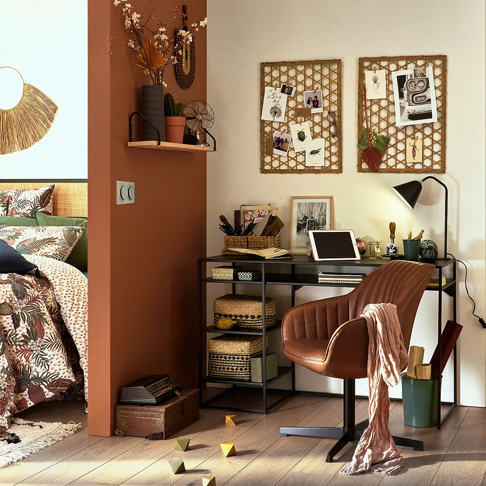 Вращающееся кресло Aled Chair