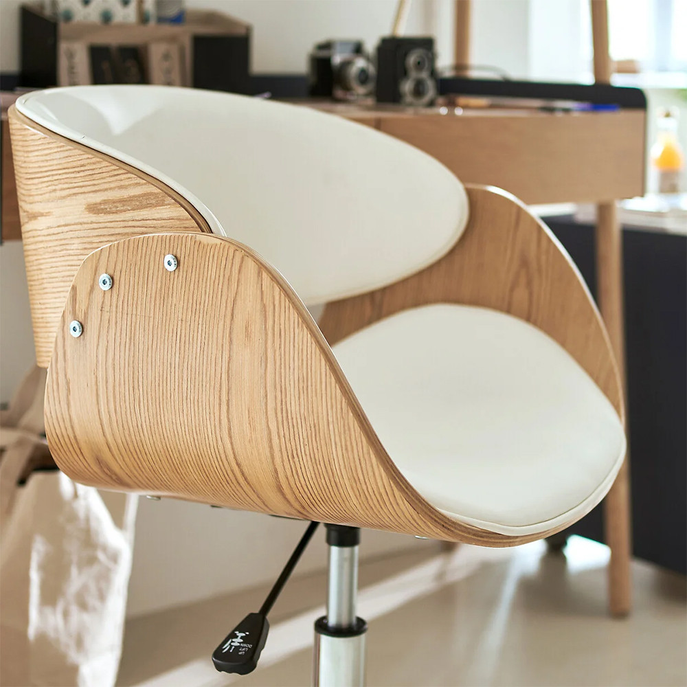 Вращающееся офисное кресло на колёсах Delwyn Chair White