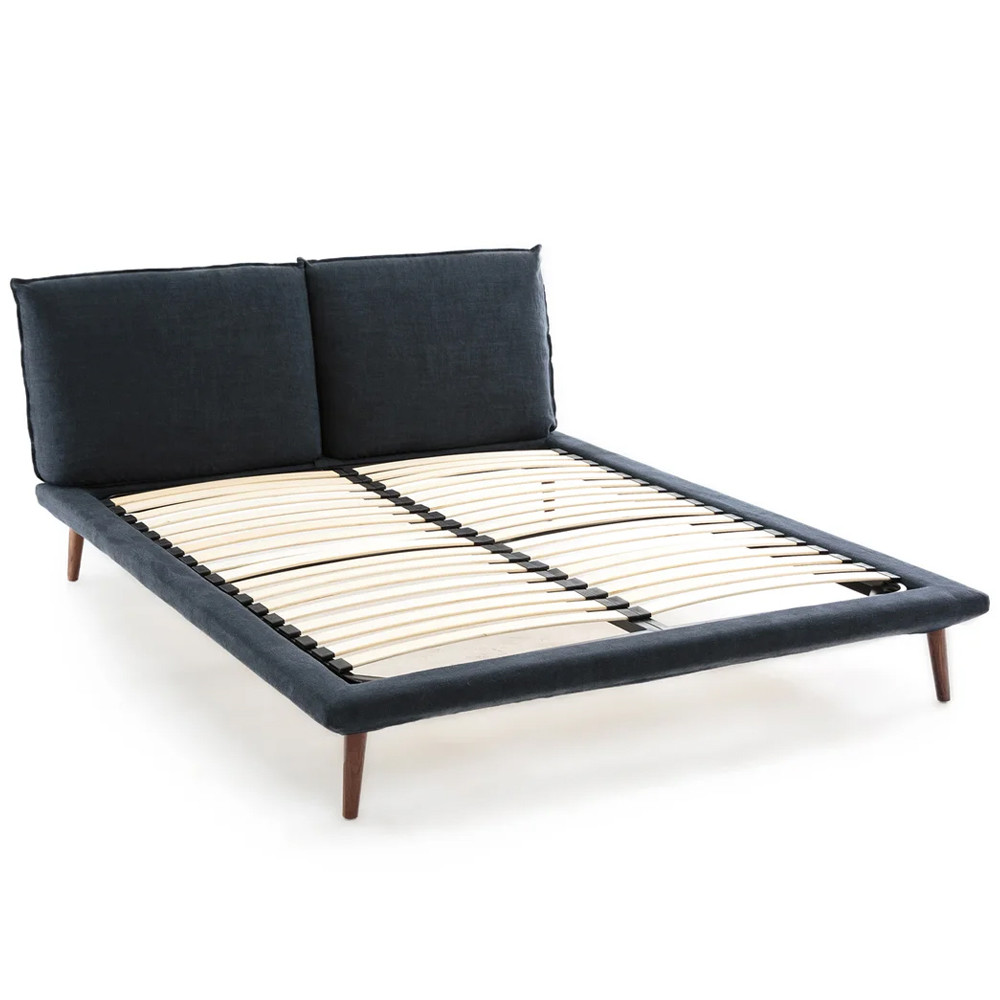 Двуспальная кровать с мягким изголовьем Daniel Bed