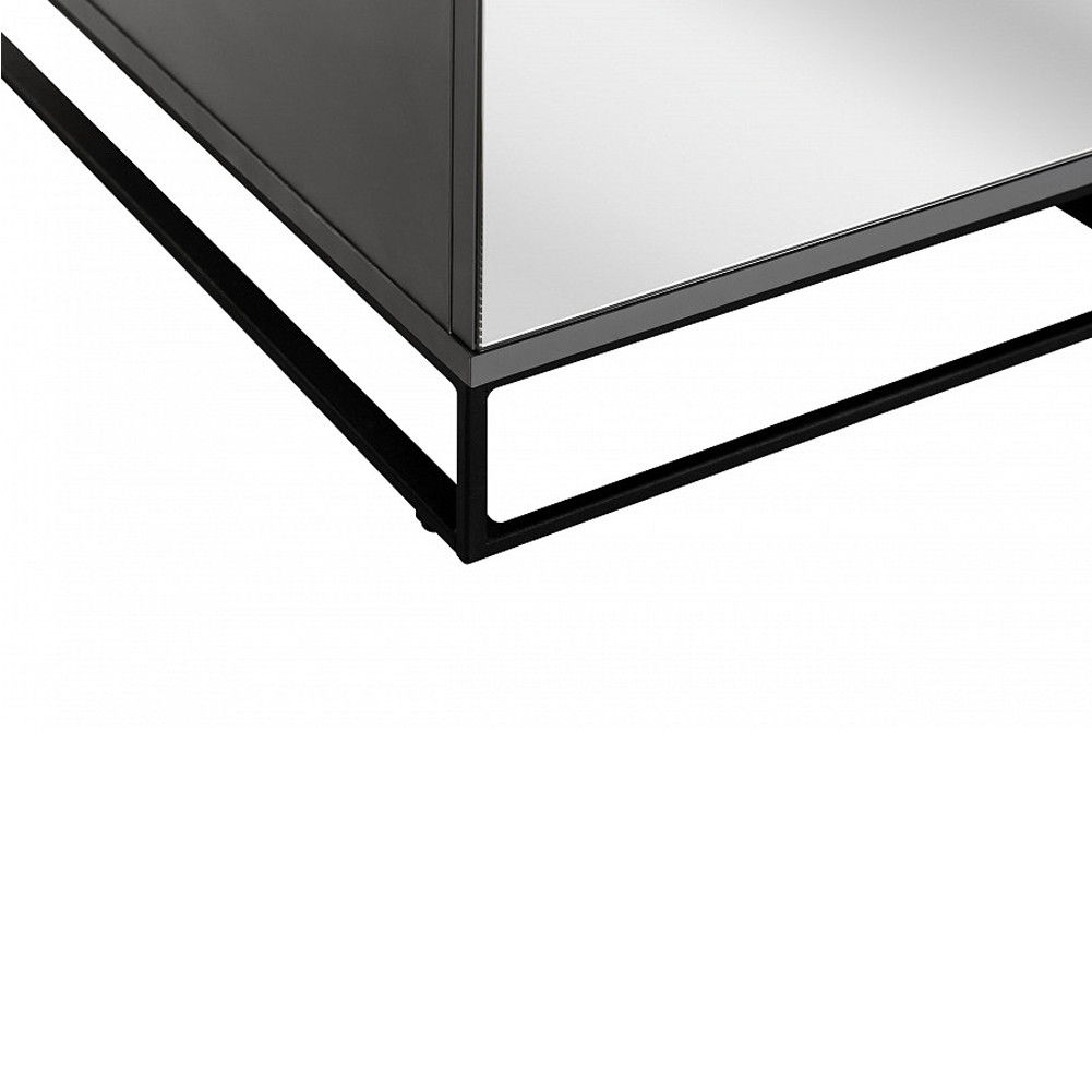 Двухдверный шкаф с зеркальными дверцами Strict Lines