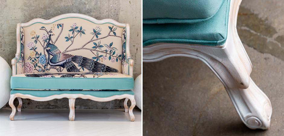 Двухместный диван с синими павлинами Emperor's Bird