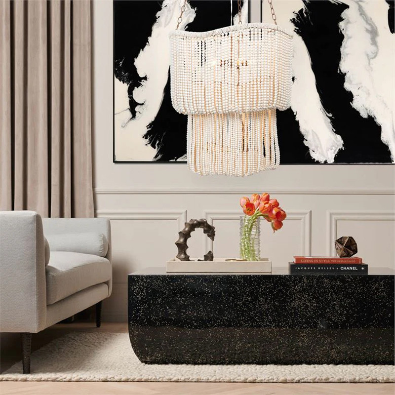 Двухъярусная люстра с подвесками из круглых деревянных бусин белая White Beads Two-tier Chandelier