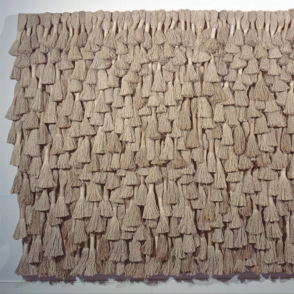Декор на стену плетеный Кисти Wall decor thread tassels