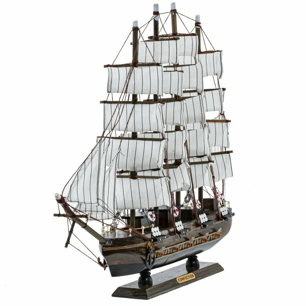 Декоративная модель деревянного тёмно-коричневого парусника в подарочной упаковке With The low