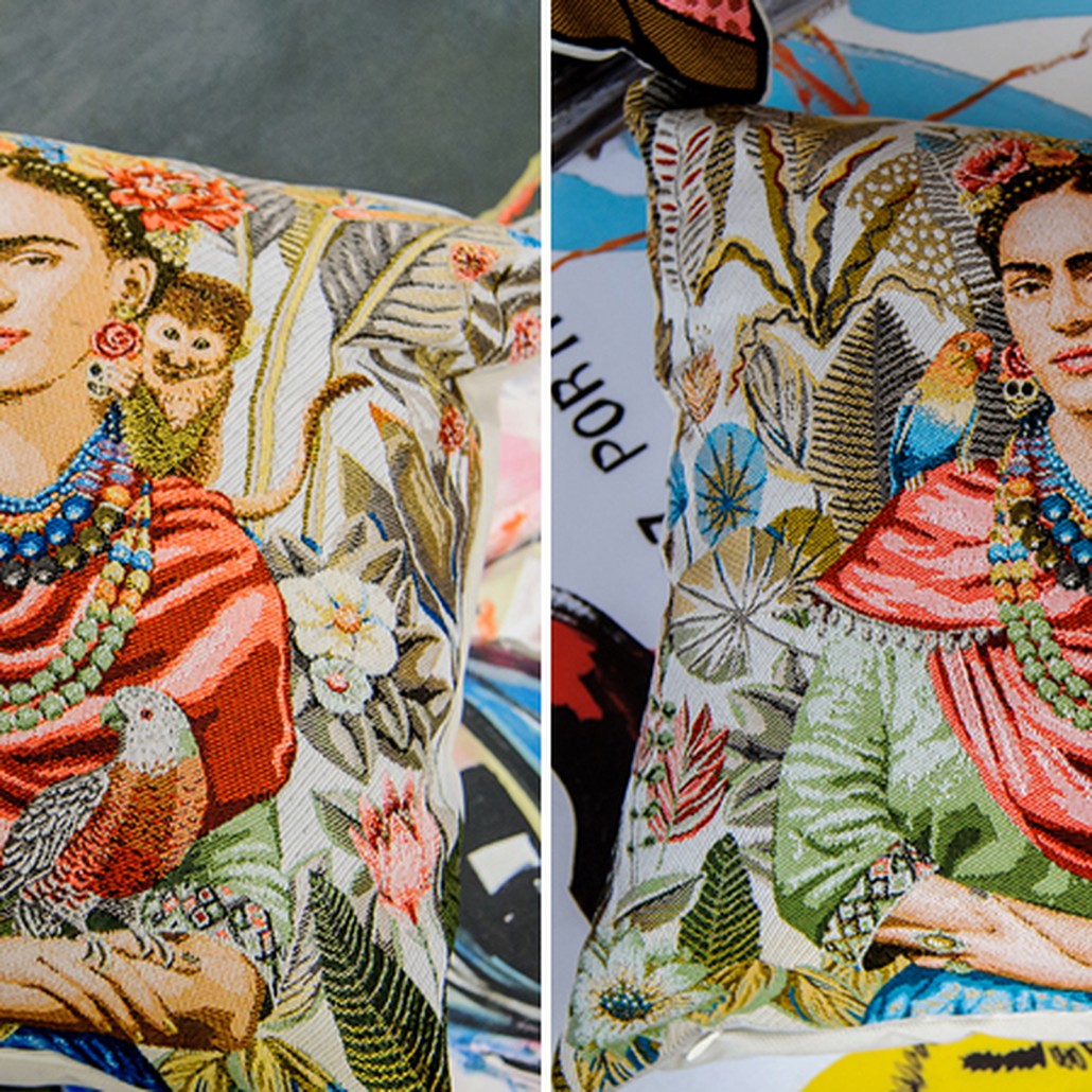 Декоративная подушка Frida Kahlo