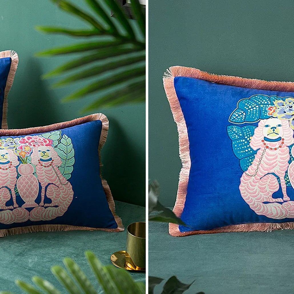 Декоративная подушка Two Dogs on Blue Long Cushion