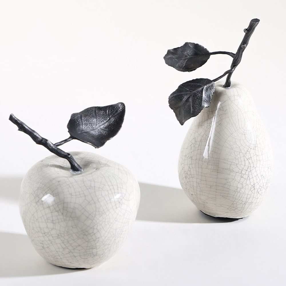 Декоративная статуэтка из керамики Яблоко Apple Ceramics Statuette
