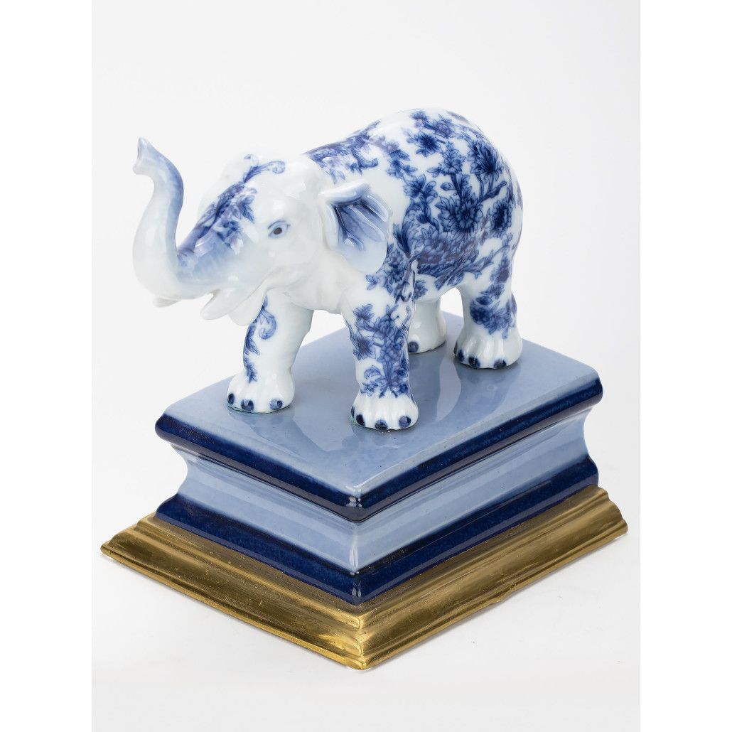 Держатель для книг The blue elephant