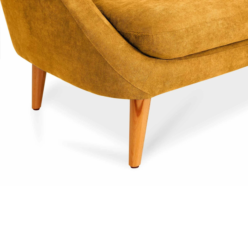 Диван Two seats are yellow