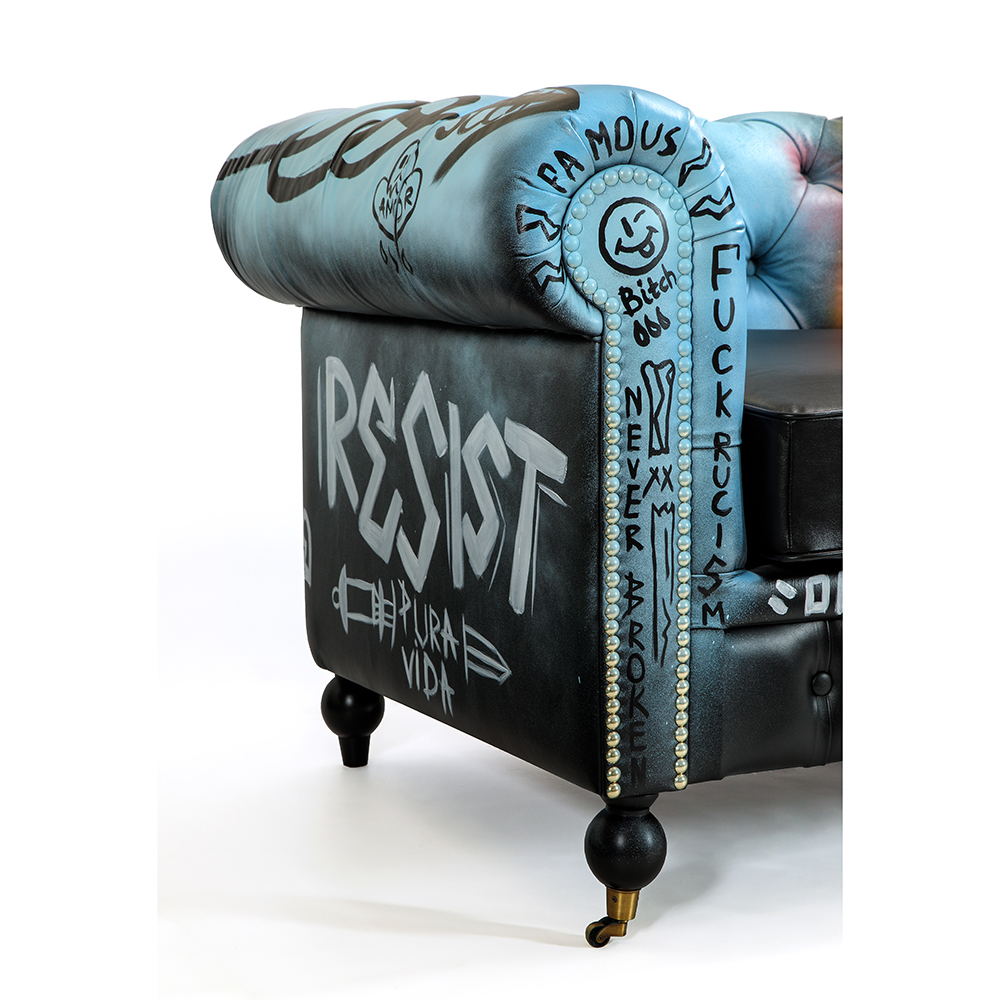 Диван в Лофт Честерфильд граффити из винтажной кожи GRAFFITI PARA Chesterfield