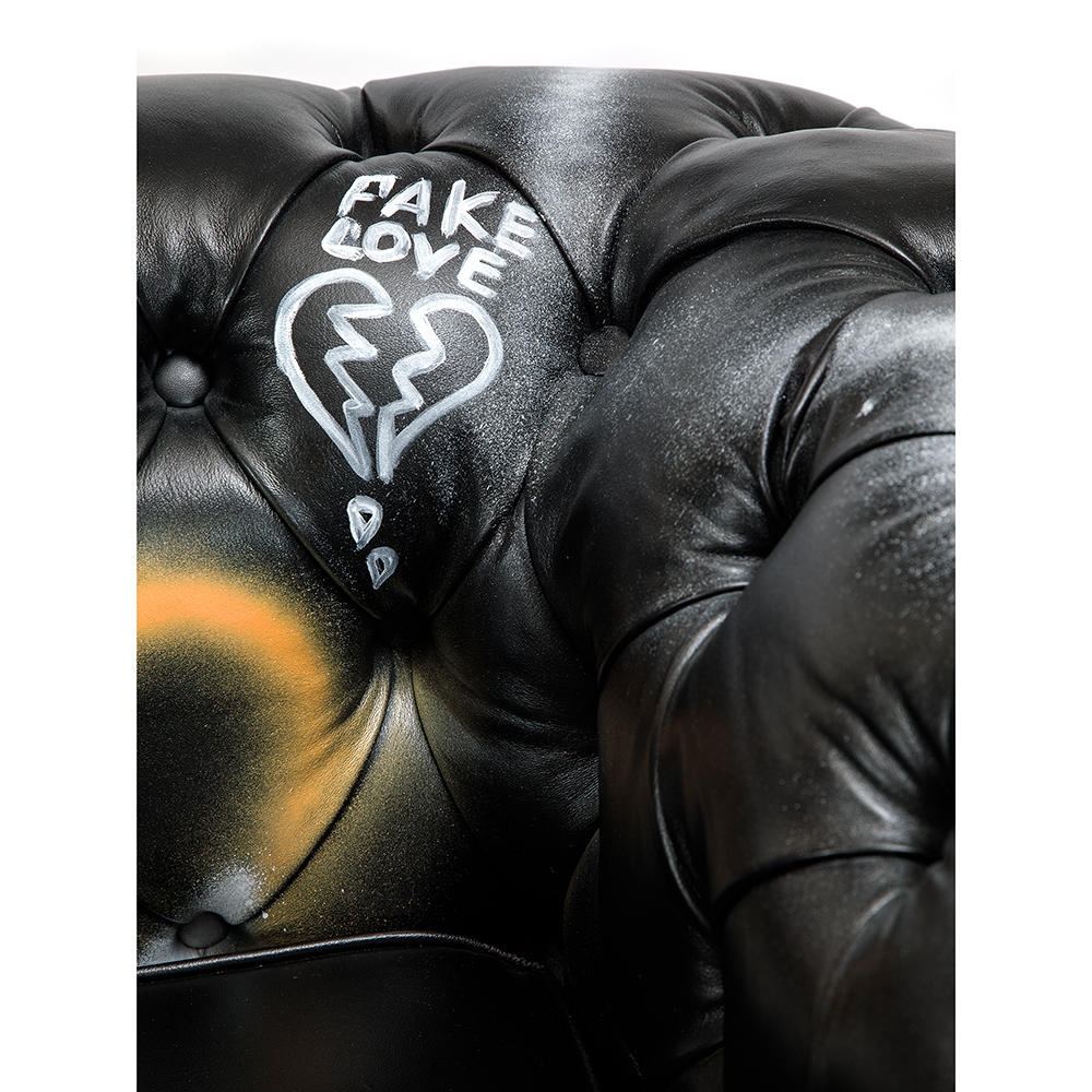 Диван в Лофт Честерфильд граффити из винтажной кожи GRAFFITI PARA Chesterfield