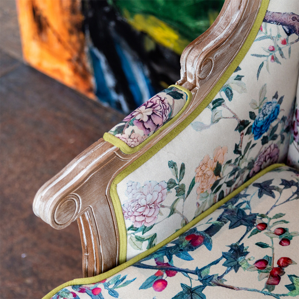 Диван из натурального бука бежевый с изображением птиц и цветов Beige Green Chinoiserie Garden Sofa