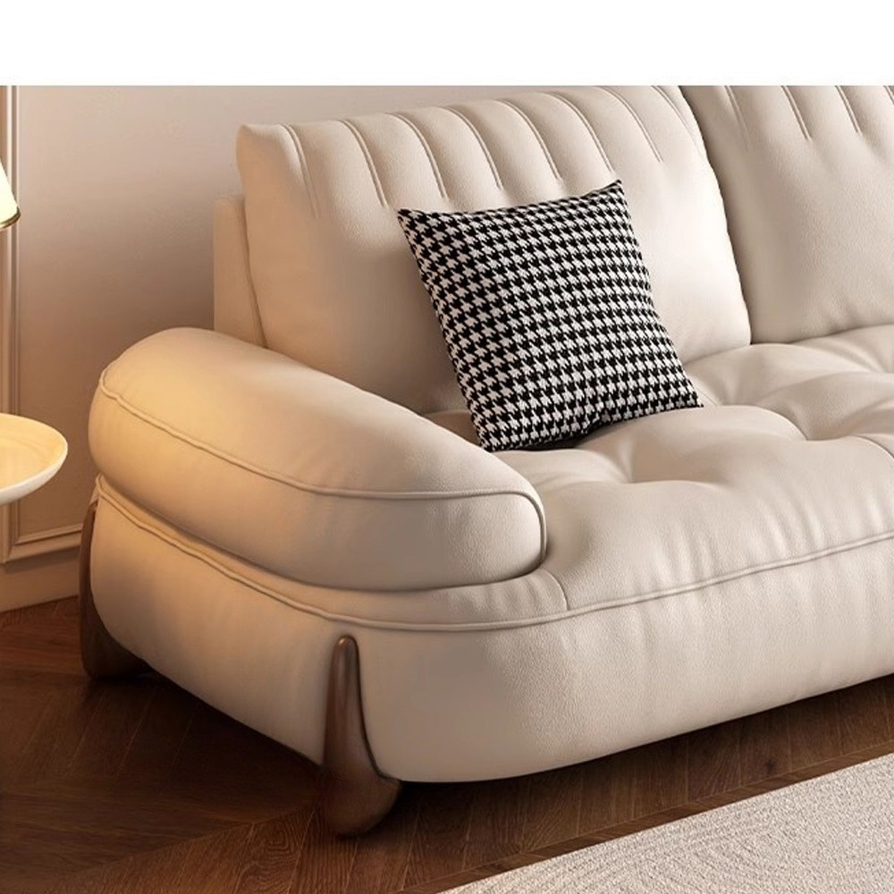 Диван кожаный с каркасом из массива дерева Furniture Medieval