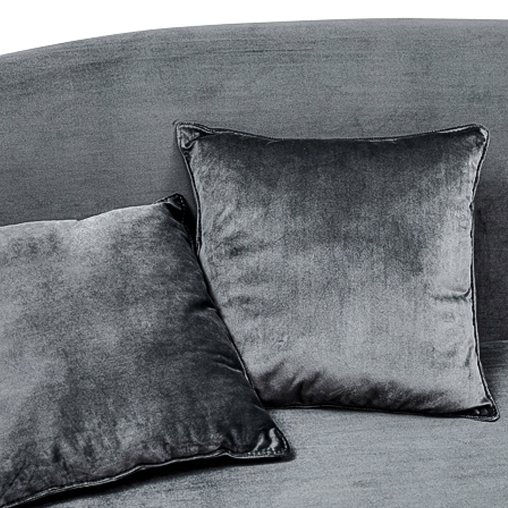 Диван с мягкой обивкой из ткани серый Ethan Sofa