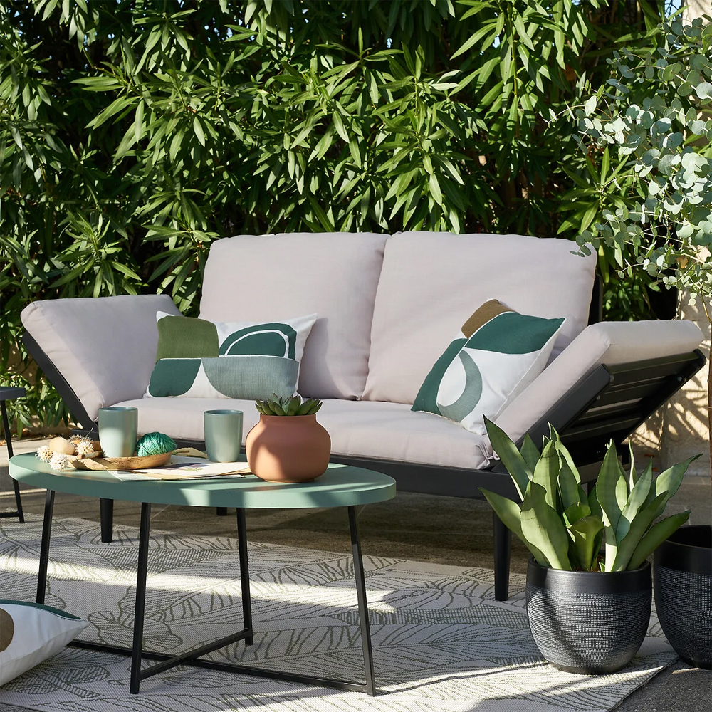 Диван со сложенными подлокотниками Valery 2