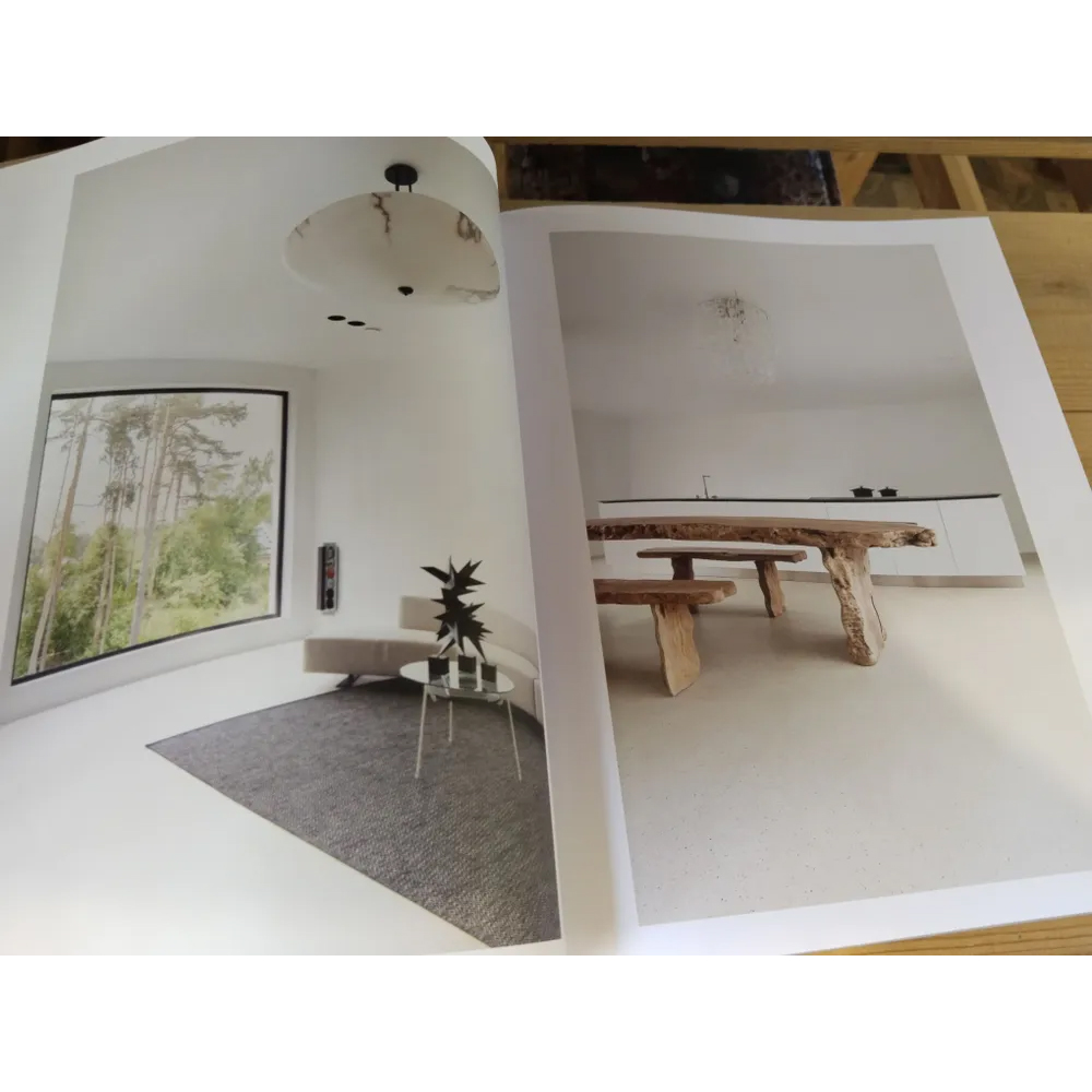 Дизайн интерьера в современном стиле Contemporary Living Yearbook 2024