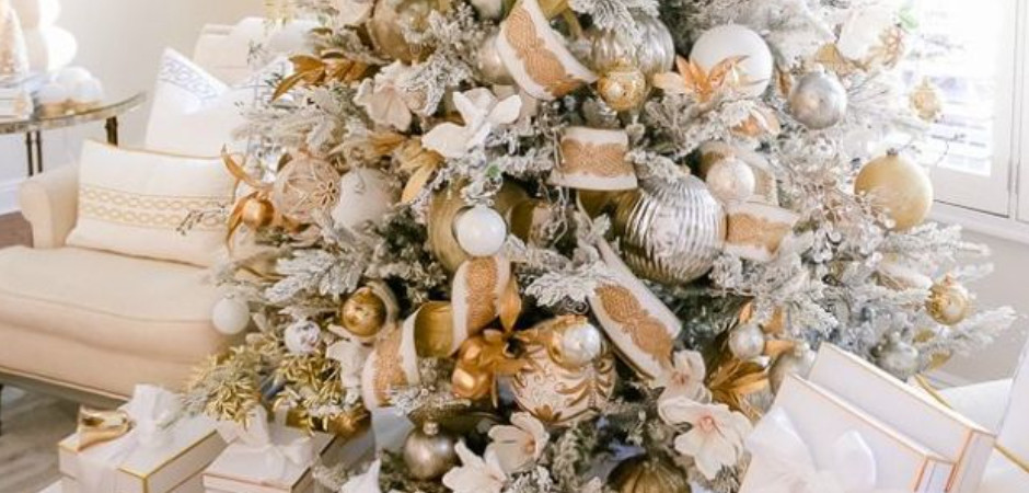 Дизайнерская Елка Премиум с Золотым Декором Christmas Tree Golden Tale