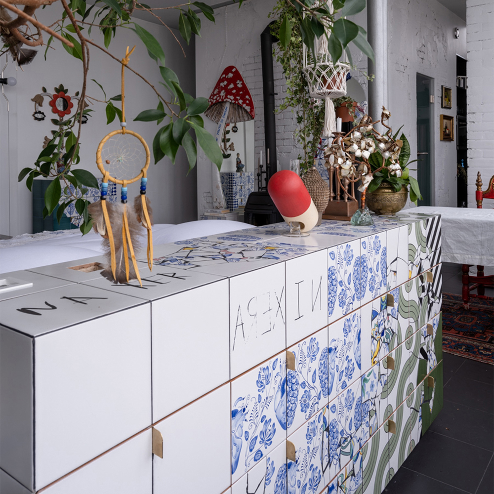 Дизайнерская кровать с системой хранения