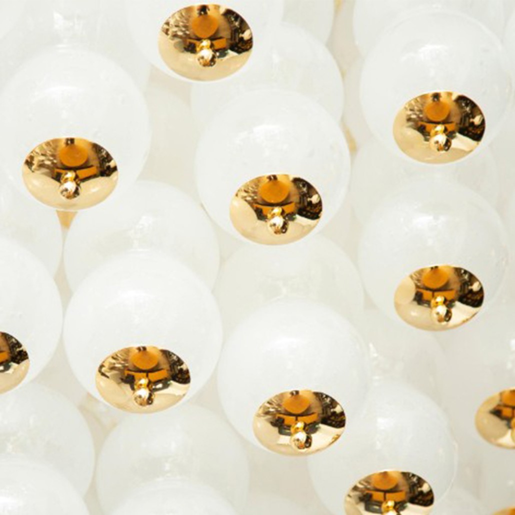 Дизайнерская Люстра Модерн середины ХХ века Flushmount Murano White Glass and Brass Ceiling Light