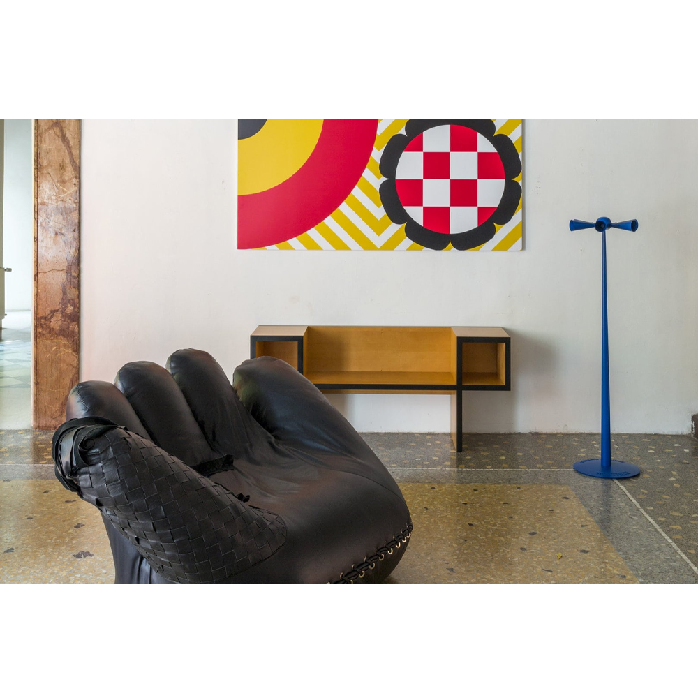 Дизайнерская скамейка  Canton  Beech and Black Bench