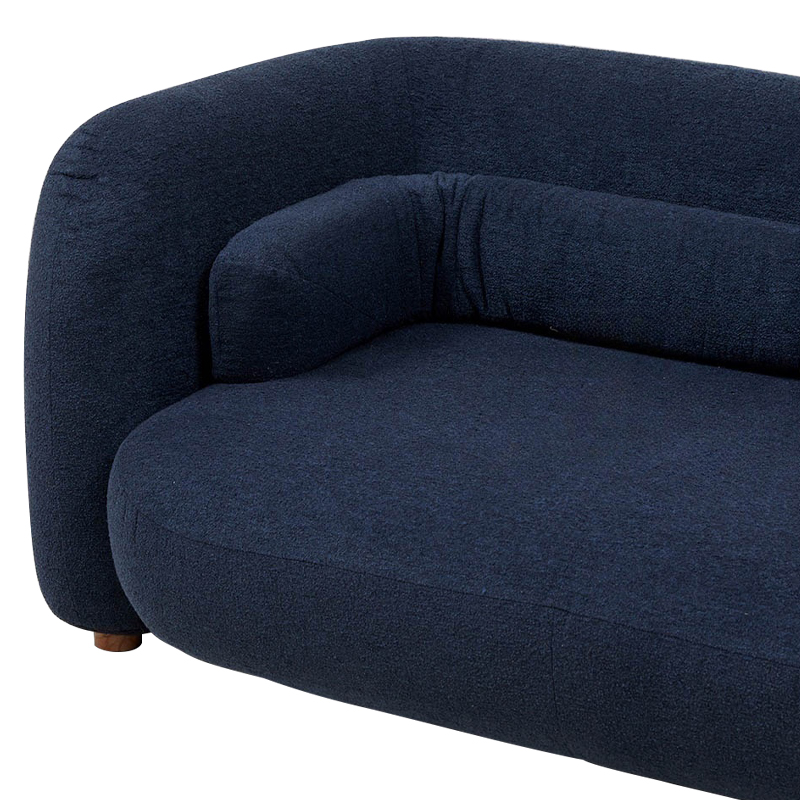 Дизайнерский двухместный диван с мягкими спинкой и подлокотниками синий Madelaine Sofa Blue