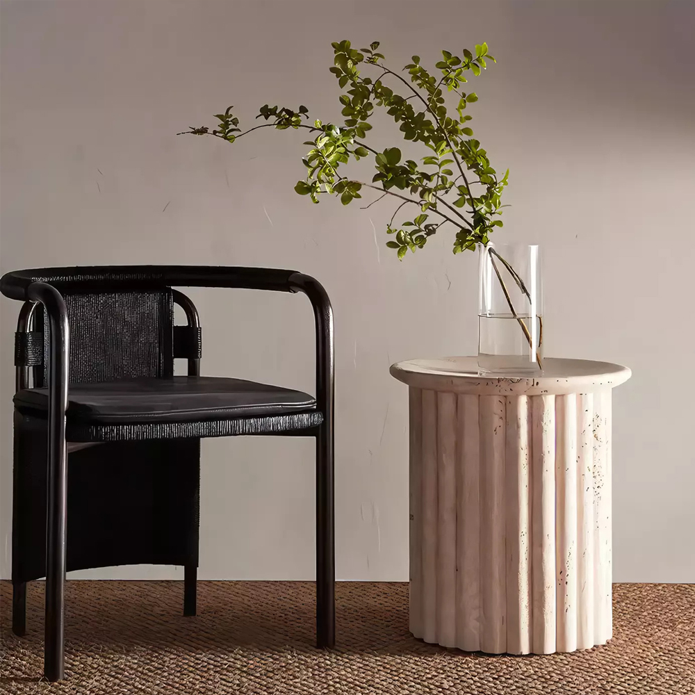 Дизайнерский журнальный стол круглый с фактурным основанием Kibul