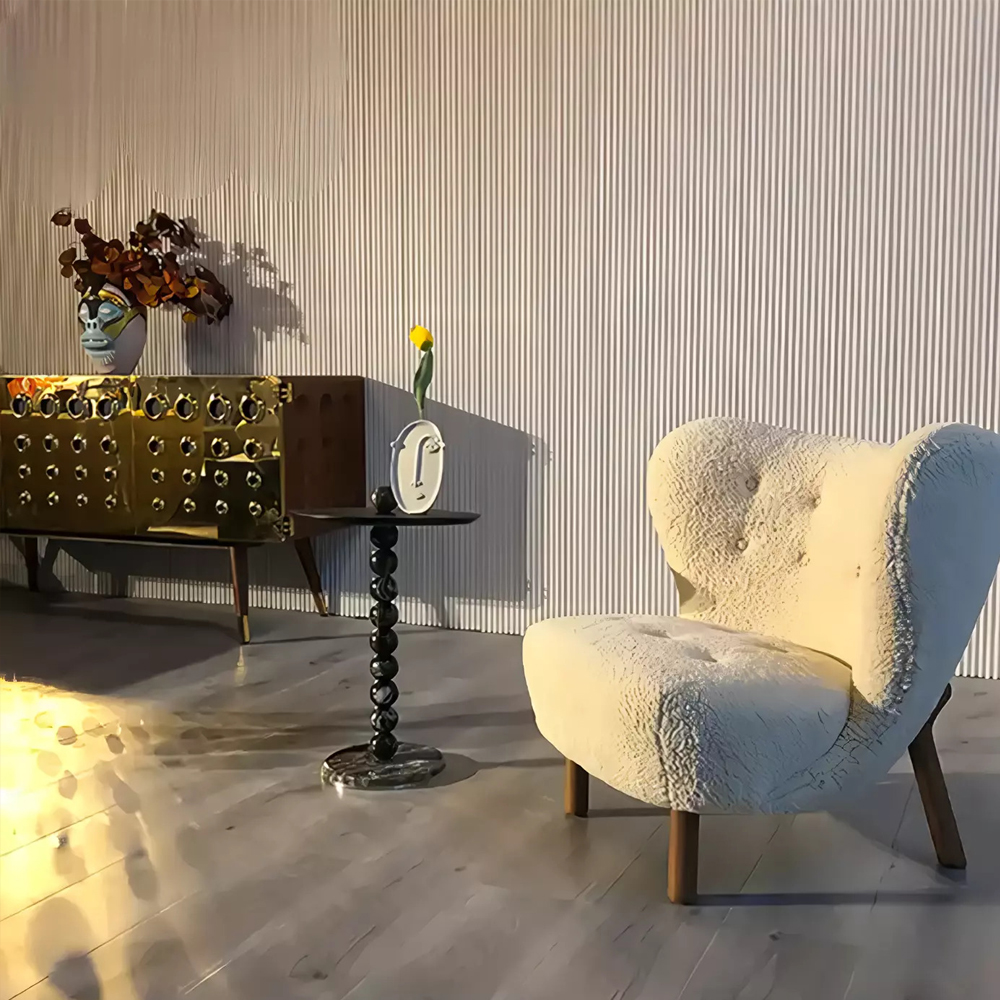 Дизайнерский журнальный стол с основанием в виде черных мраморных бусин Mybimus