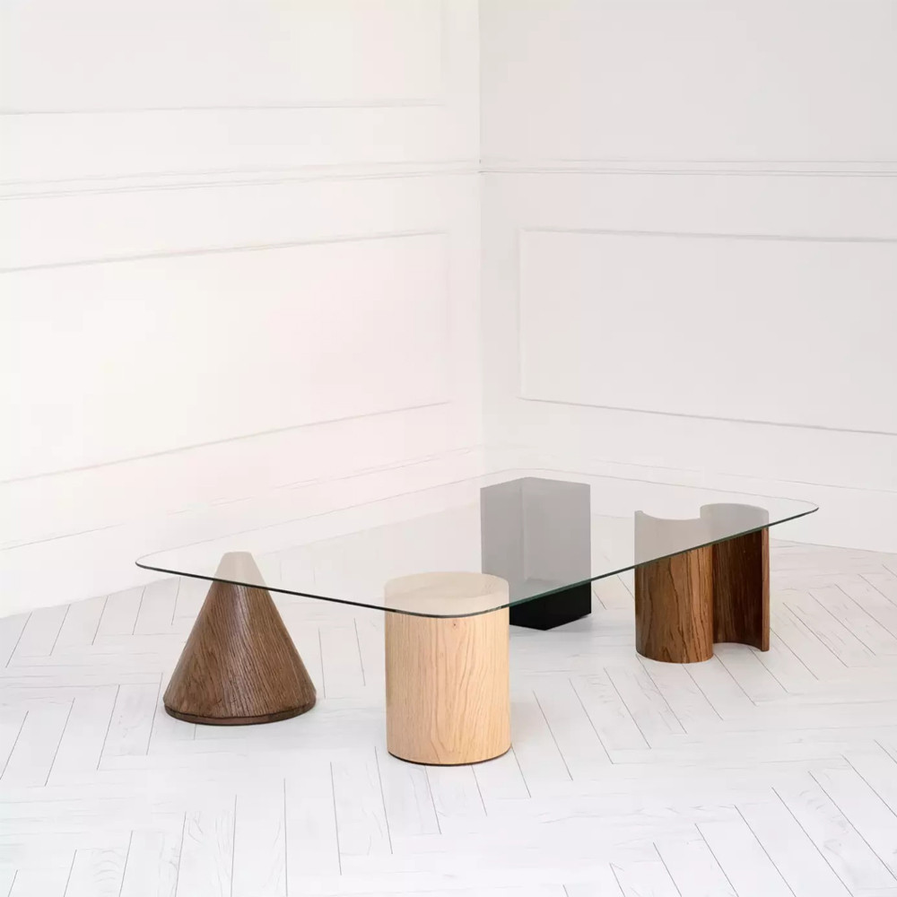 Дизайнерский журнальный стол с прозрачной столешницей и ножками в форме геометрических фигур Pytusin