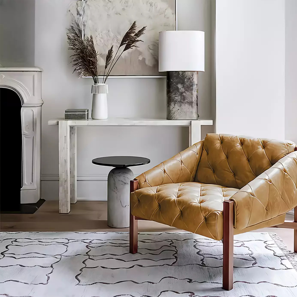 Дизайнерский журнальный стол с чёрной круглой столешницей Visanyp