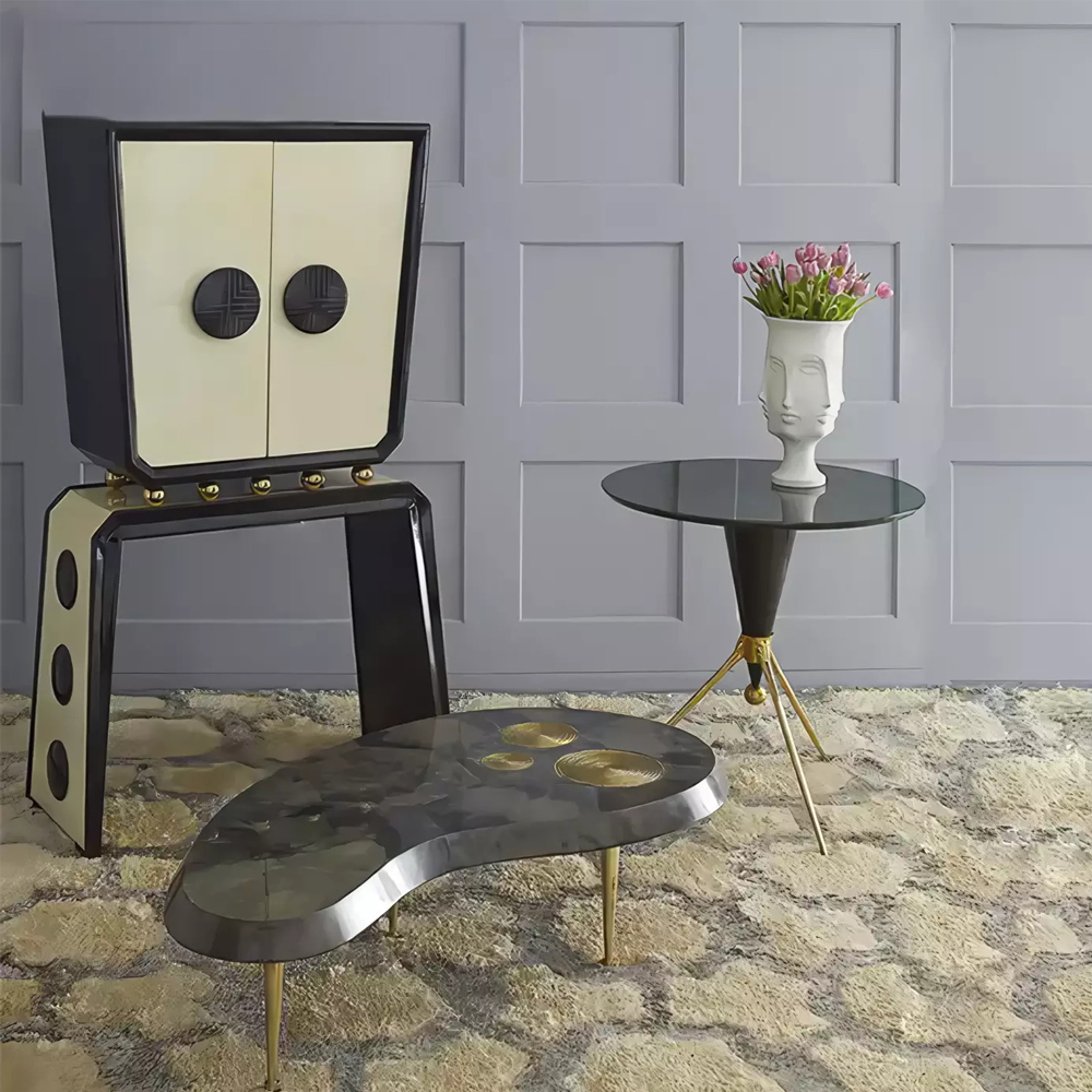 Дизайнерский журнальный столик с круглой столешницей на золотых ножках Risenbix