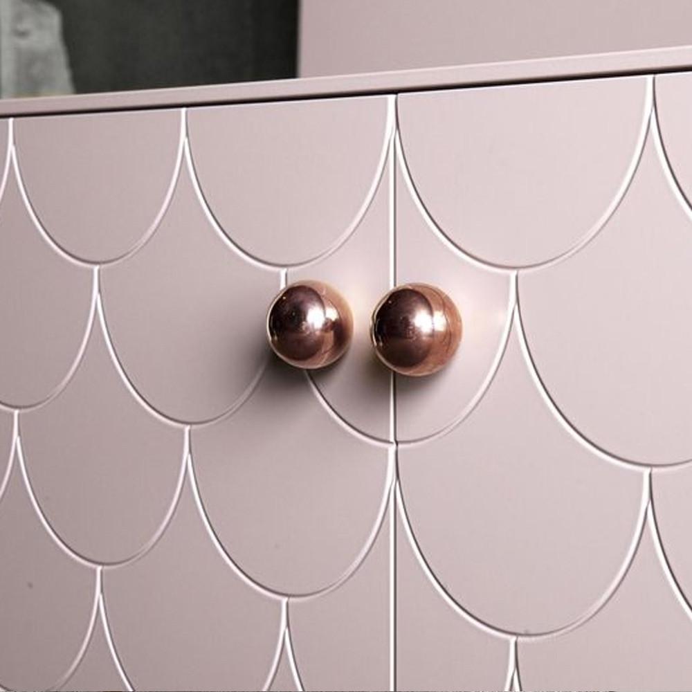 Дизайнерский комод розовый с фактурным фасадом Tiles