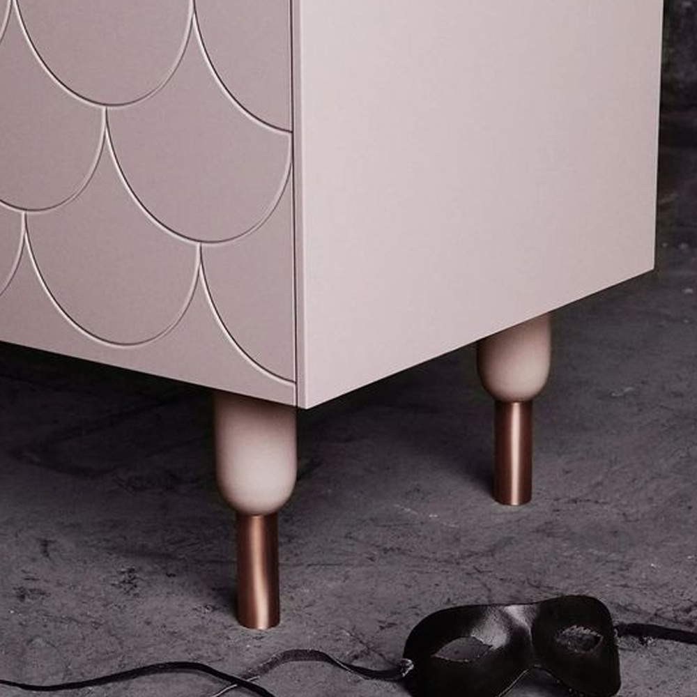 Дизайнерский комод розовый с фактурным фасадом Tiles