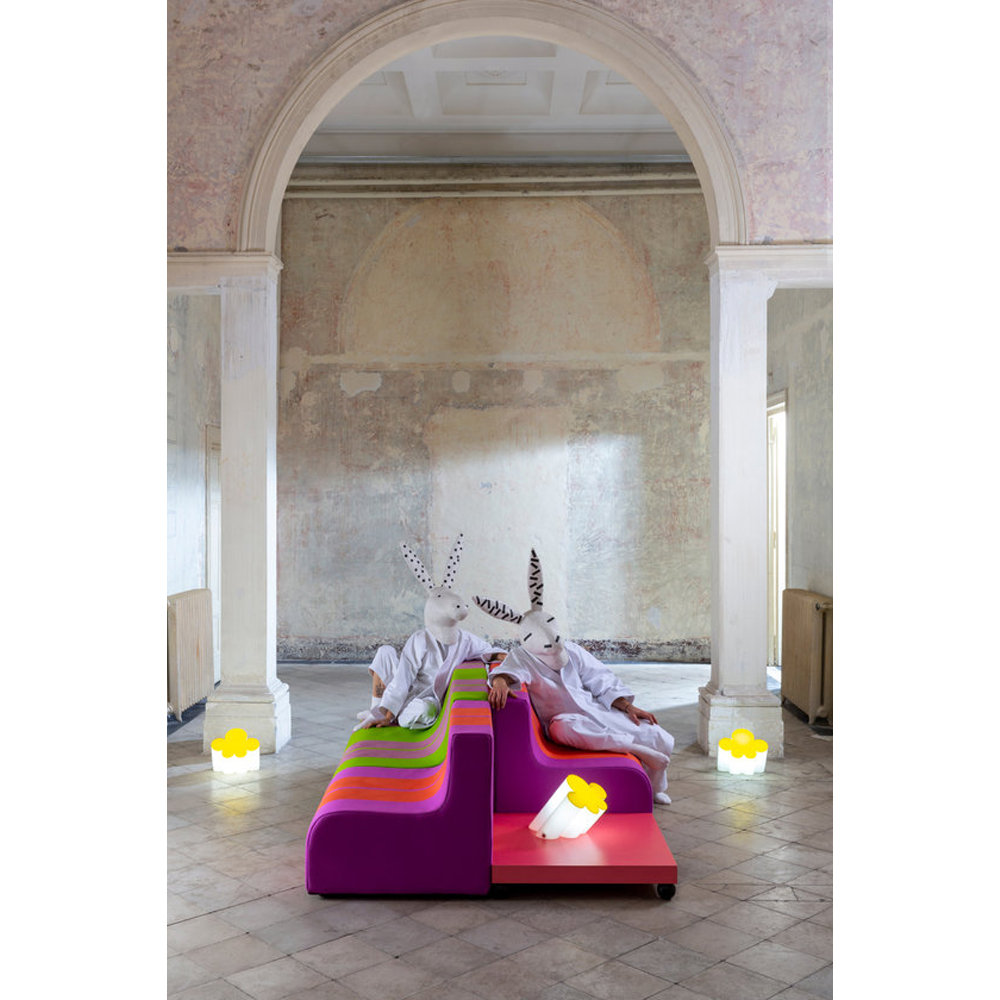 Дизайнерский кофейный стол на круглых ножках Poltronova T02 Pink Coffee Table