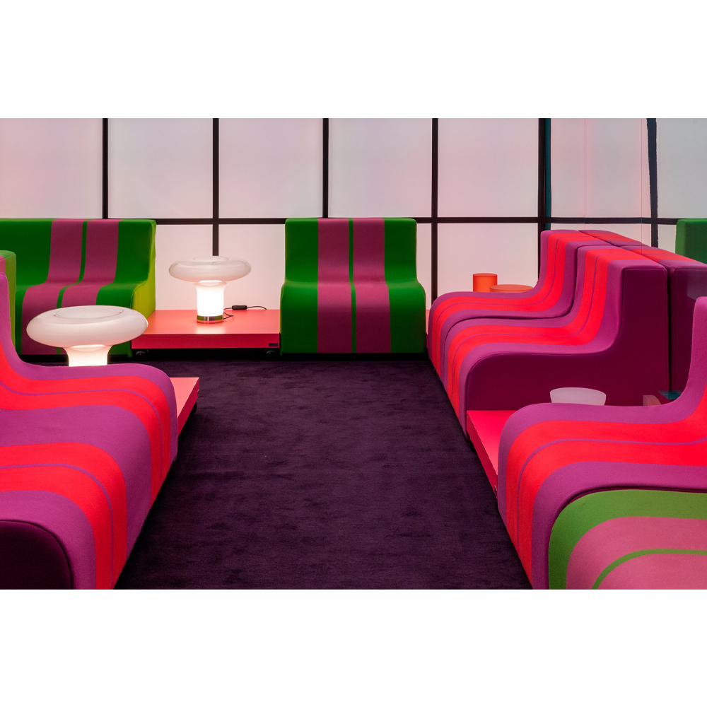 Дизайнерский кофейный стол на круглых ножках Poltronova T02 Pink Coffee Table