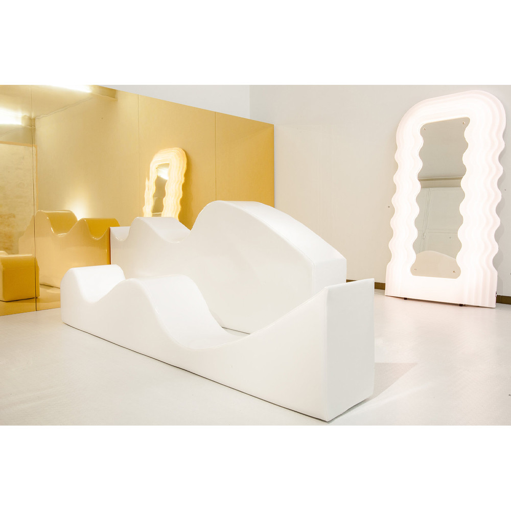 Дизайнерский модульный диван волнистой формы Poltronova Superonda Sofa
